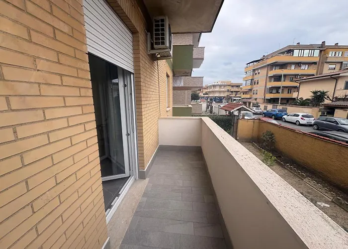 Roomrentalatfiumicinoairport Guest house